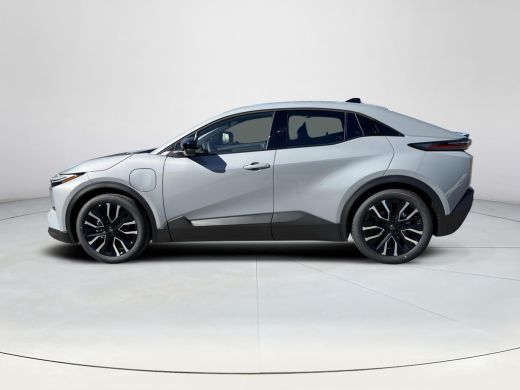 Toyota C-HR+ First Edition 77 kWh **MANHATTAN GREY/ 20 INCH VELGEN/ ELEKTRISCH** ActivLease financial lease