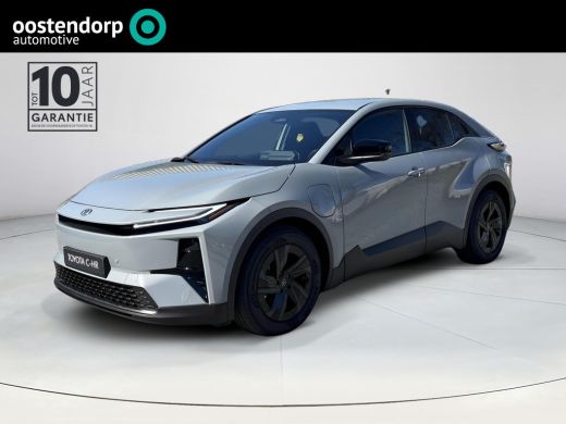 Toyota C-HR+ First Edition 77 kWh **MANHATTAN GREY/ ELEKTRISCH/ NIEUWE AUTO** ActivLease financial lease
