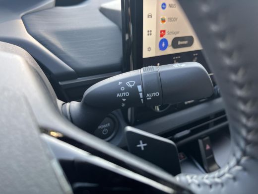 Toyota C-HR+ First Edition 77 kWh | Navigatie | Apple CarPlay/Android auto | Achteruitrijcamera | Elektrische ... ActivLease financial lease