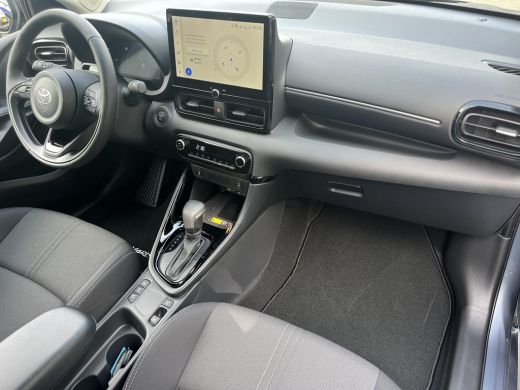 Toyota Yaris 1.5 Hybrid 115 Dynamic | 2026 model | Comfort Pack | Celestite Grey | Nieuw uit voorraad ActivLease financial lease