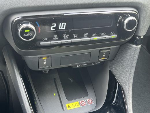 Toyota Yaris 1.5 Hybrid 115 Dynamic | 2026 model | Comfort Pack | Celestite Grey | Nieuw uit voorraad ActivLease financial lease