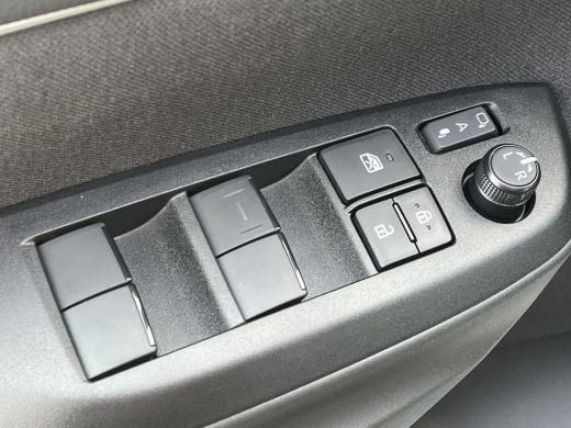 Toyota Yaris 1.5 Hybrid 115 Dynamic | 2026 model | Comfort Pack | Celestite Grey | Nieuw uit voorraad ActivLease financial lease