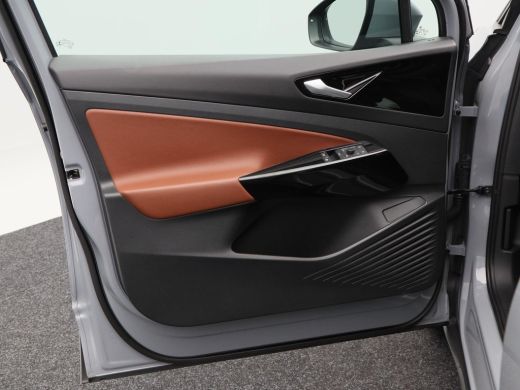 Volkswagen ID.5 Pro 77 kWh 204 Pk | Stoel/ Stuurverwarming | Adaptive Cruise | Navigatie  | Parkeersensoren | Cli... ActivLease financial lease