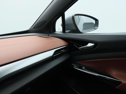 Volkswagen ID.5 Pro 77 kWh 204 Pk | Stoel/ Stuurverwarming | Adaptive Cruise | Navigatie  | Parkeersensoren | Cli... ActivLease financial lease