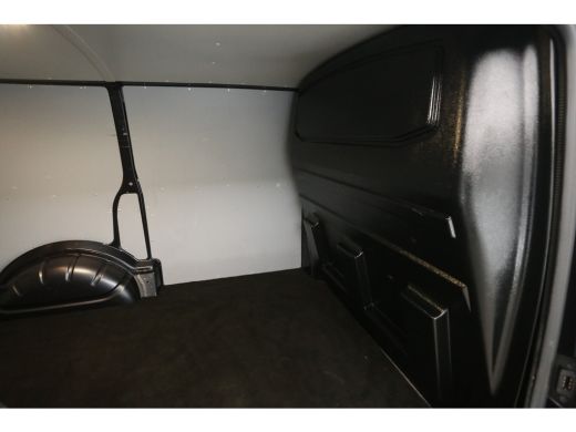 Volkswagen Transporter 2.0 TDI 150PK L1H1 | Airco | Cruise | Parkeersens | Trekhaak | 18"LMV ActivLease financial lease