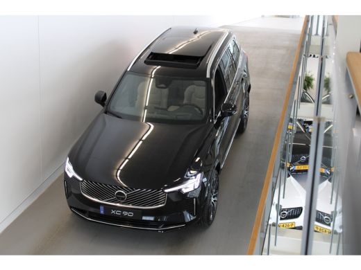 Volvo  XC90 T8 406PK AWD Ultra Bright Executive | 22" | Massage/ventilatie | Luchtvering | Gelam. glas | B&W ActivLease financial lease