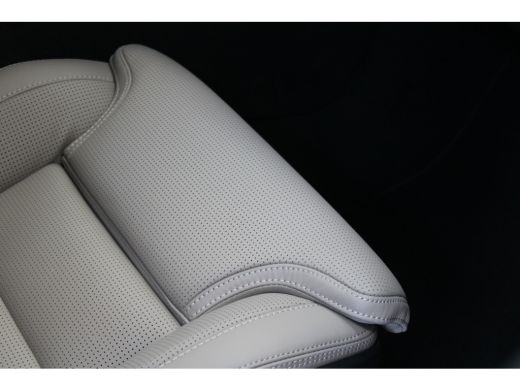 Volvo  XC90 T8 406PK AWD Ultra Bright Executive | 22" | Massage/ventilatie | Luchtvering | Gelam. glas | B&W ActivLease financial lease