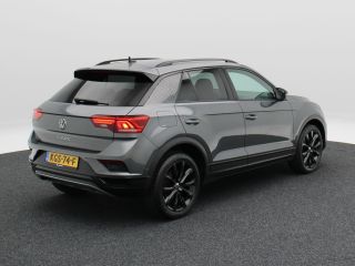 Volkswagen T-Roc 1.5 TSi 150 Pk Automaat Sport Business R-Line | Black Style | Camera | Stoelverwarming | Adaptive...