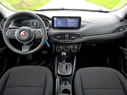 Fiat Tipo 1.5 Hybrid City - AUTOMAAT - 130 Pk - Euro 6 - Navi - ParkeerCamera ActivLease financial lease