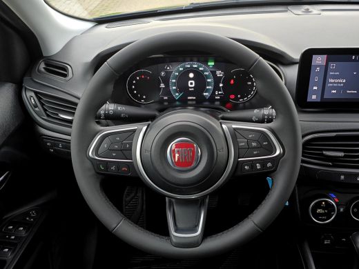 Fiat Tipo 1.5 Hybrid City - AUTOMAAT - 130 Pk - Euro 6 - Navi - ParkeerCamera ActivLease financial lease