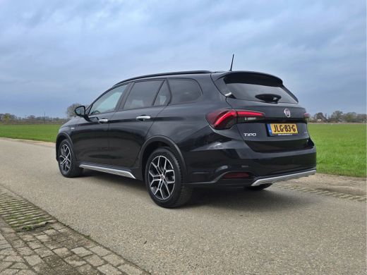 Fiat Tipo 1.5 Hybrid City - AUTOMAAT - 130 Pk - Euro 6 - Navi - ParkeerCamera ActivLease financial lease
