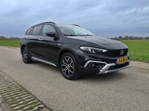 Fiat Tipo 1.5 Hybrid City - AUTOMAAT - 130 Pk - Euro 6 - Navi - ParkeerCamera ActivLease financial lease