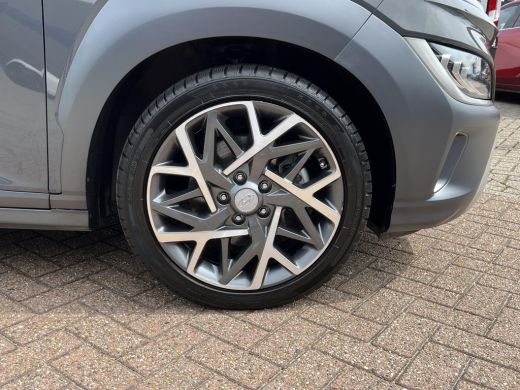 Hyundai Kona 1.6 GDI HEV Premium Select | Stoelverwarming | Adaptieve CC | HUD | Rijklaarprijs! ActivLease financial lease