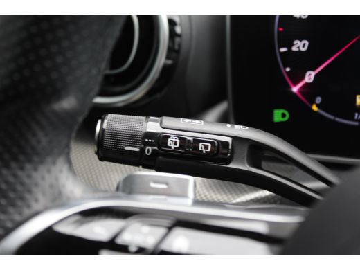 Mercedes-Benz C-Klasse ESTATE 300e 313PK AMG LINE AUTOMAAT / NAVI / LEDER / CLIMA / FULL-LED / PDC / 18" LMV / PANO. DAK... ActivLease financial lease