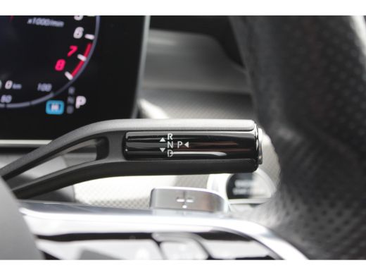 Mercedes-Benz C-Klasse ESTATE 300e 313PK AMG LINE AUTOMAAT / NAVI / LEDER / CLIMA / FULL-LED / PDC / 18" LMV / PANO. DAK... ActivLease financial lease