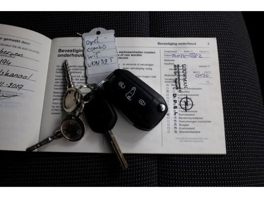 Opel Combo 1.5D 102pk L2H1 Edition Airco/Cruise Control/Inrichting 11-2019 ActivLease financial lease