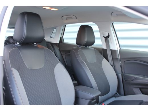 Opel Grandland X 1.6 TURBO 225PK HYBRID ELEGANCE AUTOMAAT / NAVI / LEDER / CLIMA / FULL-LED / AGR / PDC / 18" LMV ... ActivLease financial lease
