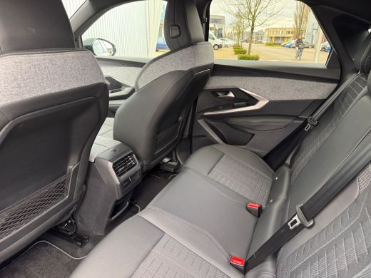Peugeot 3008 1.2 Hybrid 145PK GT | Navigatie | Camera | Parkeersensoren | Elektrische Bedienbare Kofferbak | D... ActivLease financial lease