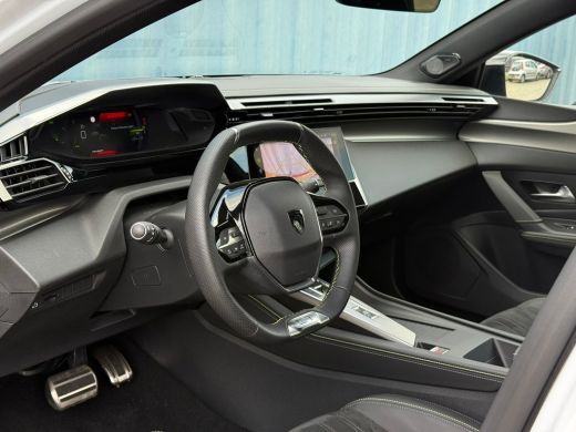 Peugeot 408 1.2 PureTech GT 130 EAT8 Alcantara bekleding | 360 Camera | Focal | Keyless | Elektrische achterk... ActivLease financial lease