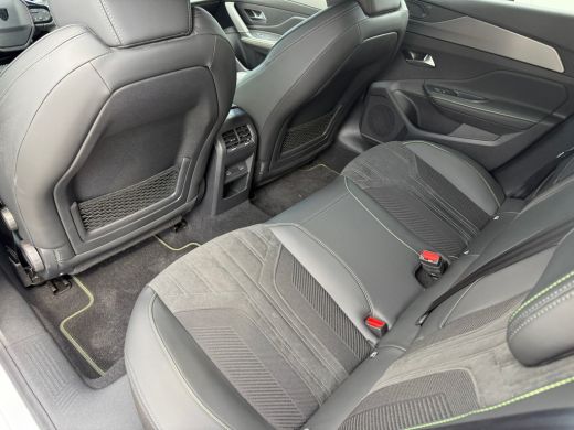 Peugeot 408 1.2 PureTech GT 130 EAT8 Alcantara bekleding | 360 Camera | Focal | Keyless | Elektrische achterk... ActivLease financial lease