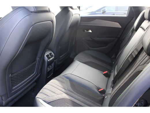 Peugeot e-308 GT 54 kWh | 3-Fase | Navigatie | 360 graden camera | Stoelverwarming | Alcantara | Stuurverwarming | ActivLease financial lease