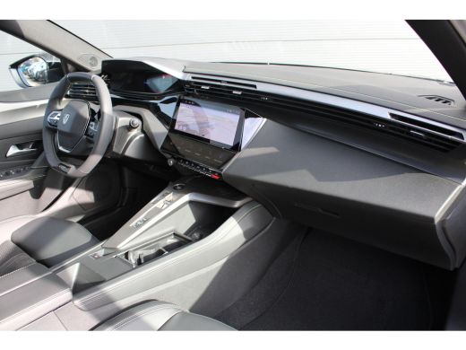 Peugeot e-308 GT 54 kWh | 3-Fase | Navigatie | 360 graden camera | Stoelverwarming | Alcantara | Stuurverwarming | ActivLease financial lease