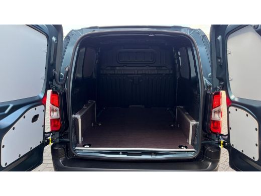 Peugeot Partner Standaard - Elektrisch | Elektrisch verstelbare en verwarmbare buitenspiegels | Parkeersensoren a... ActivLease financial lease