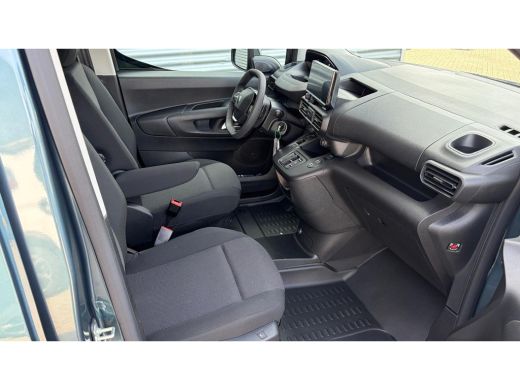 Peugeot Partner Standaard - Elektrisch | Elektrisch verstelbare en verwarmbare buitenspiegels | Parkeersensoren a... ActivLease financial lease