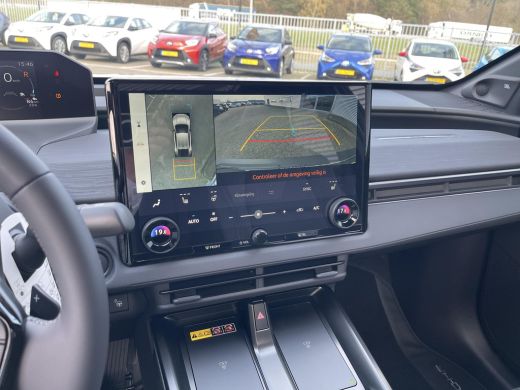 Toyota C-HR+ Executive AWD 77 kWh ActivLease financial lease