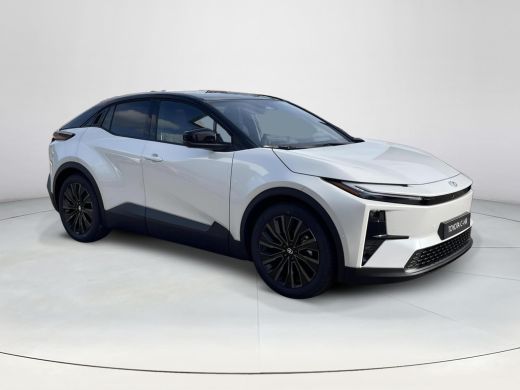Toyota C-HR+ Executive AWD 77 kWh ActivLease financial lease