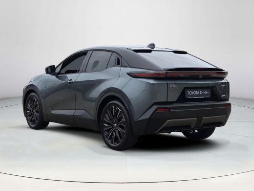 Toyota C-HR+ Executive AWD 77 kWh | Nieuwe auto | Direct uit voorraad leverbaar | ActivLease financial lease