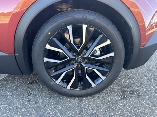 Toyota C-HR+ First Edition 77 kWh ActivLease financial lease