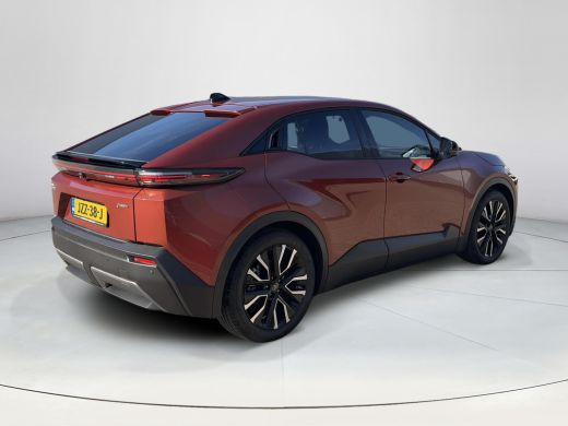 Toyota C-HR+ First Edition 77 kWh ActivLease financial lease