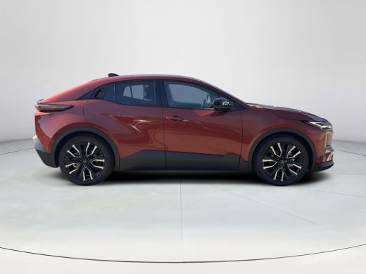 Toyota C-HR+ First Edition 77 kWh ActivLease financial lease
