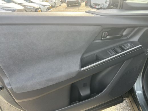Toyota C-HR+ First Edition 77 kWh ActivLease financial lease