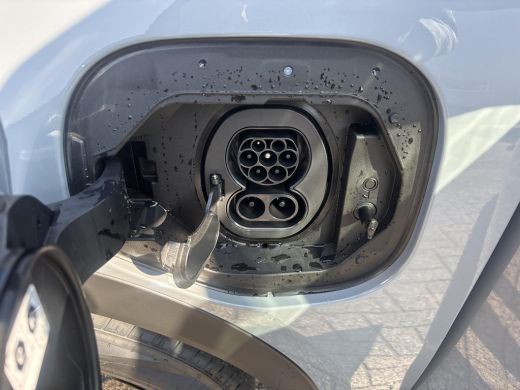 Toyota C-HR+ First Edition 77 kWh ActivLease financial lease