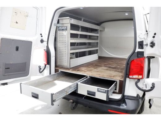 Volkswagen Transporter T6.1 2.0 TDI 110pk L1H1 Comfortline Airco/Navi/Camera/Inrichting 04-2020 ActivLease financial lease