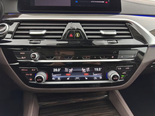 BMW 5 Serie 530e iPerformance eDrive Edition (Plug-In) (INCL-BTW) Aut. *LEATHER | FULL-LED | SOFTCLOSE | TOPV... ActivLease financial lease