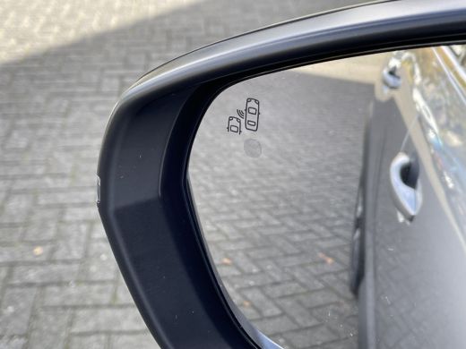 Citroën C5 Aircross 130pk Shine (Camera - Leder incl elektrische verstelling - Stoelverwarming - Keyless Entry - 19" ... ActivLease financial lease