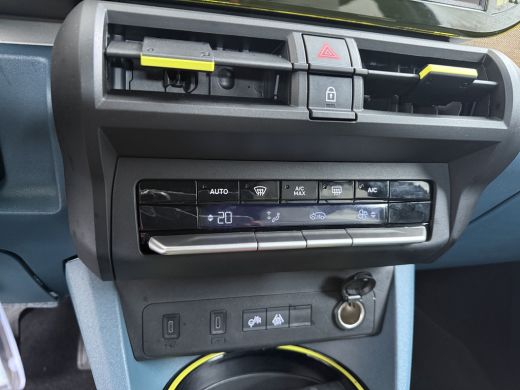 Fiat Grande Panda 1.2 Hybrid La Prima 8 Jaar Garantie | Achteruitrijcamera | Parkeersensoren Voor en Achter | Cruis... ActivLease financial lease