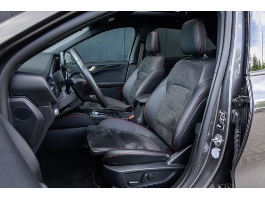 Ford Kuga 2.5 PHEV ST-Line X | Pano-dak | AGR-stoel | Wegklap Trekhaak | Adapt. Cruise | Head-Up | Full Ada... ActivLease financial lease