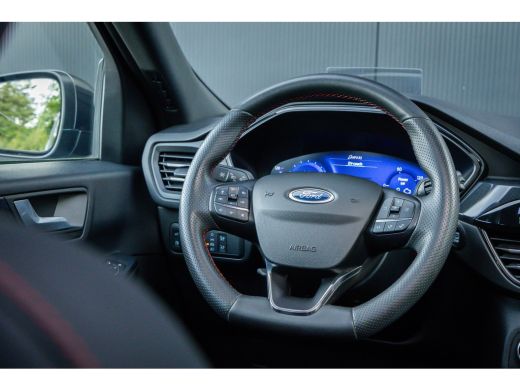 Ford Kuga 2.5 PHEV ST-Line X | Pano-dak | AGR-stoel | Wegklap Trekhaak | Adapt. Cruise | Head-Up | Full Ada... ActivLease financial lease