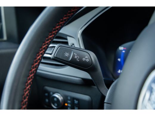 Ford Kuga 2.5 PHEV ST-Line X | Pano-dak | AGR-stoel | Wegklap Trekhaak | Adapt. Cruise | Head-Up | Full Ada... ActivLease financial lease