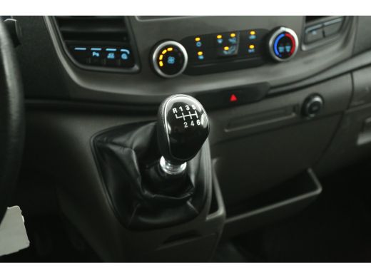 Ford Transit 2.0 TDCI L3H2 | Airco | Cruise | 3 Zits | 2xSchuifdeur | Parkeersens. ActivLease financial lease