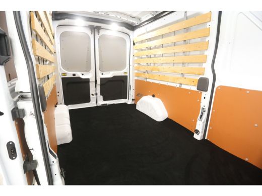 Ford Transit 2.0 TDCI L3H2 | Airco | Cruise | 3 Zits | 2xSchuifdeur | Parkeersens. ActivLease financial lease