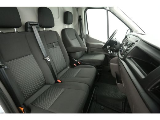 Ford Transit 2.0 TDCI L3H2 | Airco | Cruise | 3 Zits | 2xSchuifdeur | Parkeersens. ActivLease financial lease