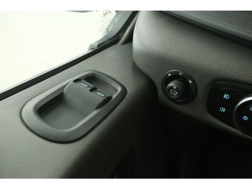 Ford Transit 2.0 TDCI L3H2 | Airco | Cruise | 3 Zits | 2xSchuifdeur | Parkeersens. ActivLease financial lease
