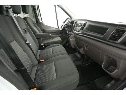 Ford Transit 2.0 TDCI L3H2 | Airco | Cruise | 3 Zits | 2xSchuifdeur | Parkeersens. ActivLease financial lease