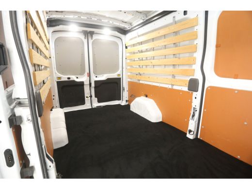 Ford Transit 2.0 TDCI L3H2 | Airco | Cruise | 3 Zits | 2xSchuifdeur | Parkeersens. ActivLease financial lease