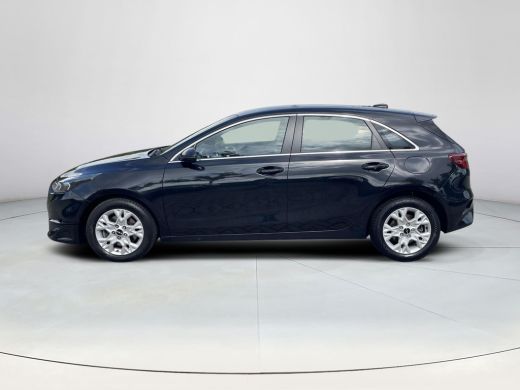 Kia Ceed 1.5 T-GDi MHEV DynamicLine | Climate control | Achteruitrijcamera | Cruise | ActivLease financial lease